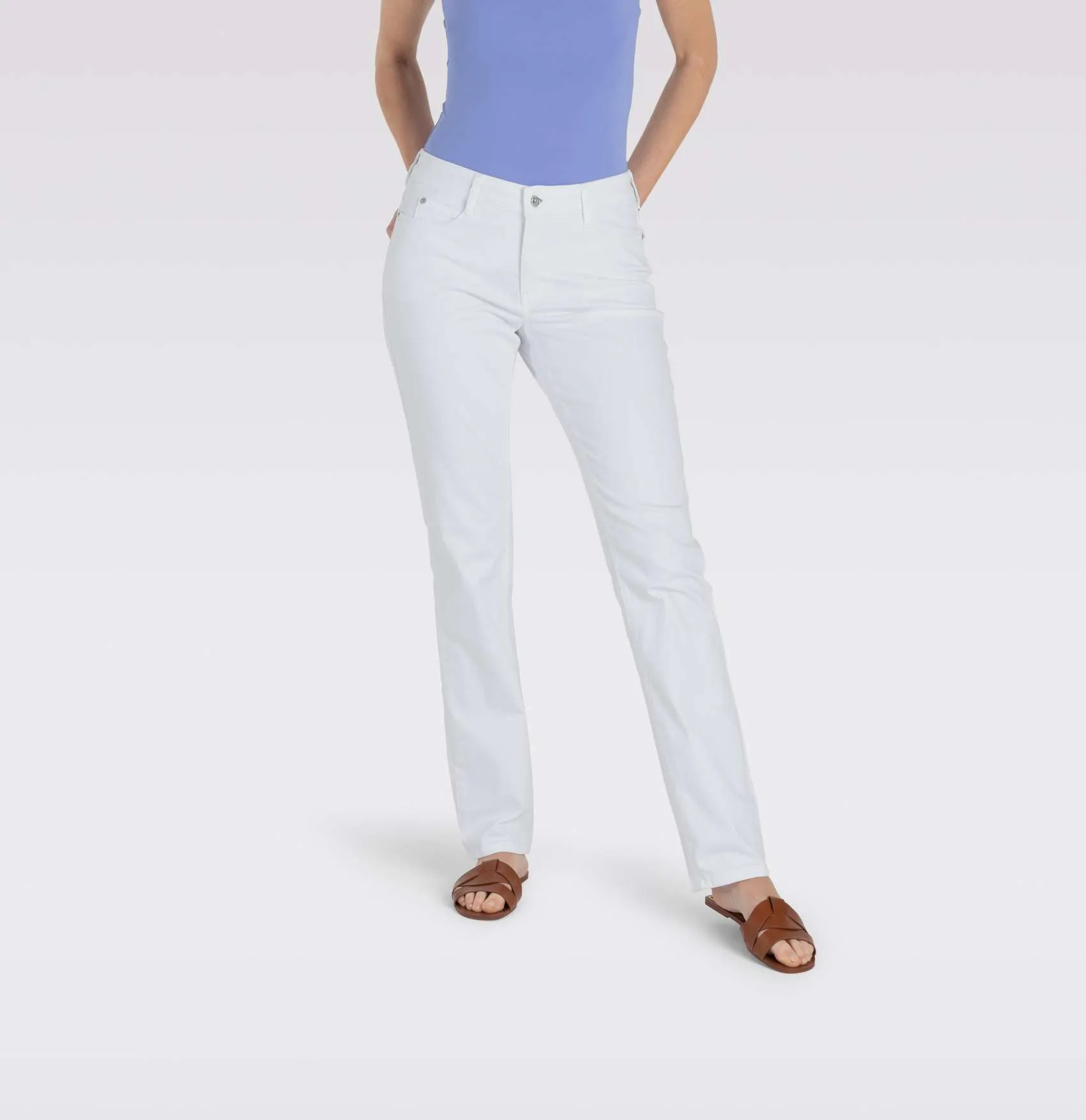 DREAM Wonder Light Straight Jeans in White