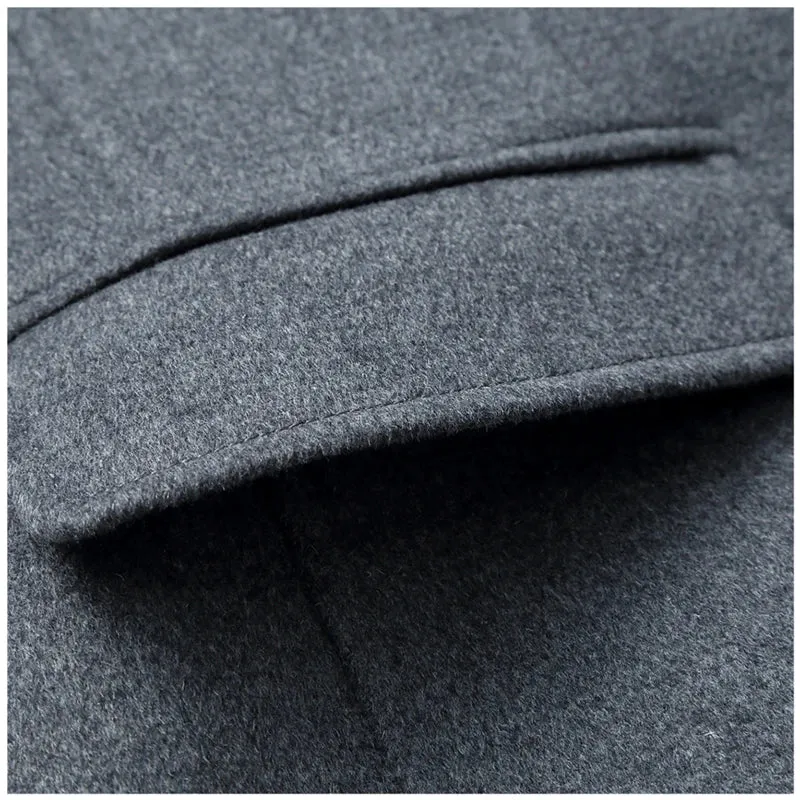 Mäntel für Herren, eine lange Jacke unterhalb des Knies, Herrenmantel, Wollanteil 54 %, Herrenmäntel, Wollmantel Herren, Wintermantel Herren